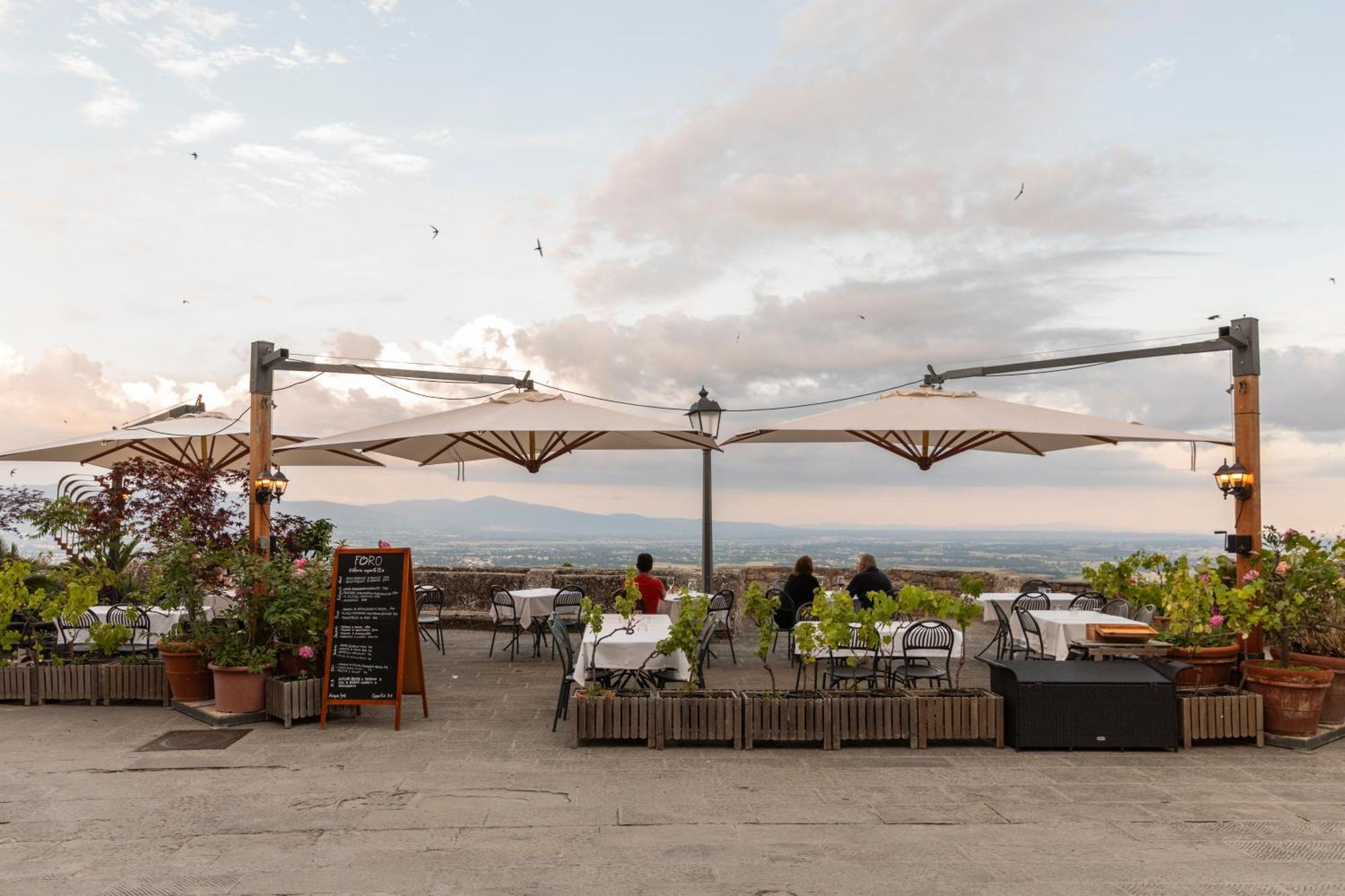 奇维泰拉中·因瓦尔迪 Foro Osteria Imperfetta酒店 外观 照片